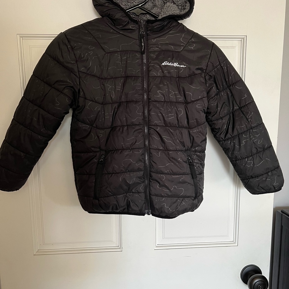 Eddie Bauer Kids BOYS DEER HARBOR REVERSIBLE HOODED JACKET - Picture 2 of 7